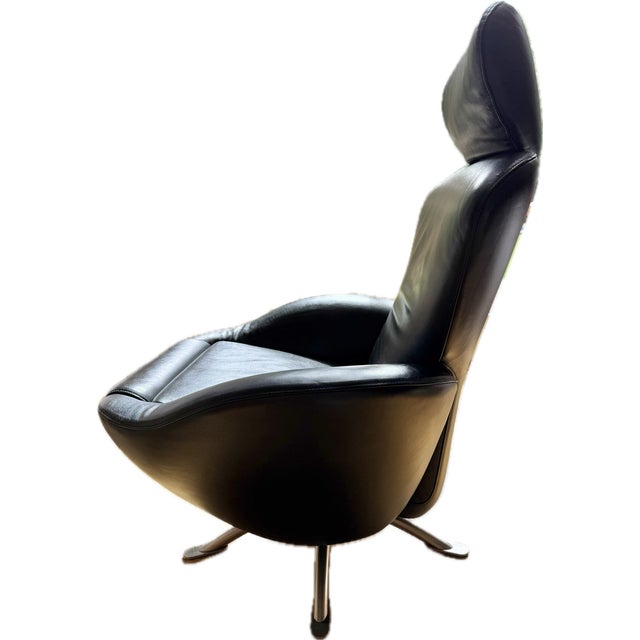 2000 - 2009 Cassina Black Leather Swivel Recline, Made in Italy For Sale - Image 5 of 17