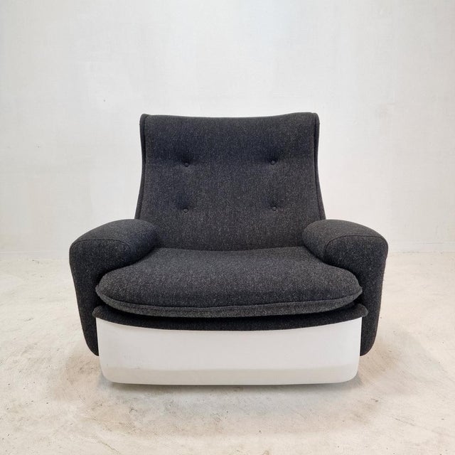 Airborne Orchid Lounge Chair by Michel Cadestin for Airborne, France, 1968 For Sale - Image 4 of 16