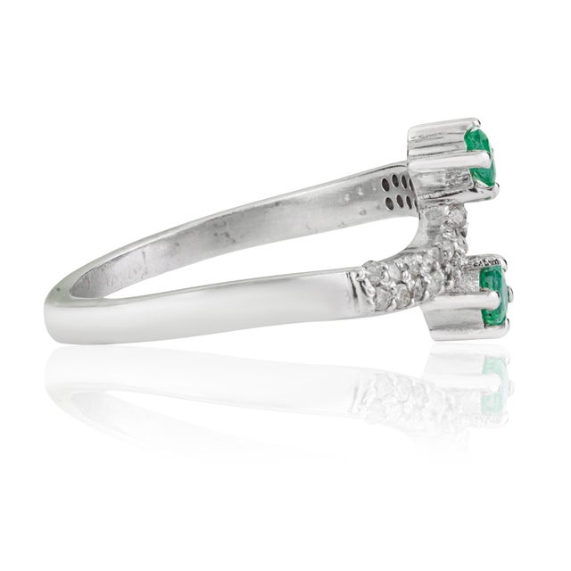 Not Yet Made - Made To Order Carat&Her Modernist Natural Emerald & Diamond Toi Et Moi Swirl Ring, Size 8 For Sale - Image 5 of 12