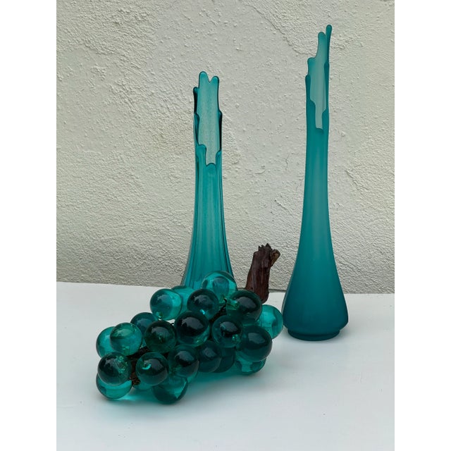 1950s 1950s Vase: Vintage Mid-Century Turquoise Art Glass Tall Vase For Sale - Image 5 of 5