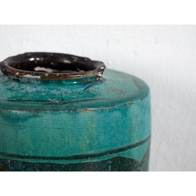 Antique tall turquoise green vase (c.1820)Dimensions: Diameter: 22 cm Height: 23 cmStyle: Qing DynastyMaterials and...