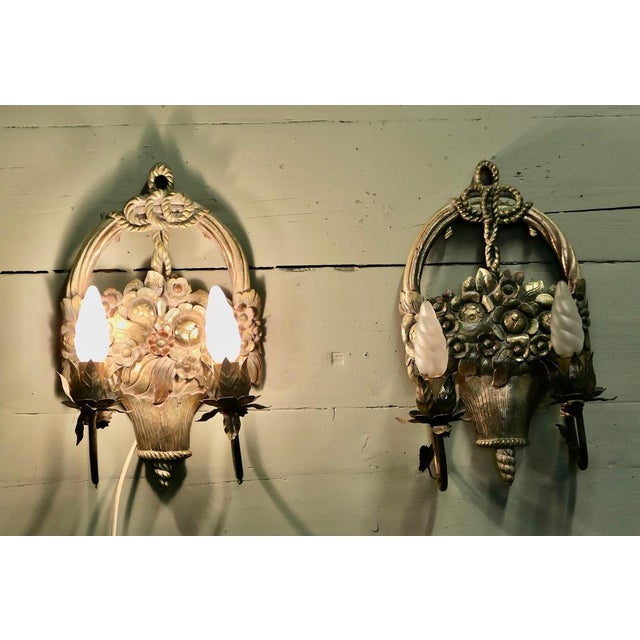 French Carved Flower Basket Wall Lights, 1920, Set of 2 For Sale - Image 6 of 8