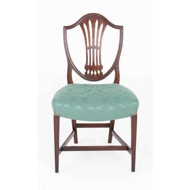 Revival Hepplewhite Dining Chairs in Mahogany, 1890s, Set of 8 For Sale - Image 4 of 7