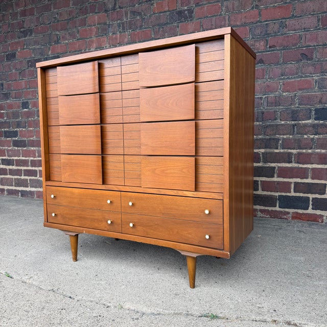 1960s Johnson Carper Mid-Century Modern Walnut Highboy Dresser For Sale - Image 12 of 12