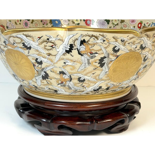 Exceptional Monumental Meiji Period Kyoto Satsuma Bowl, Attrib. Kinkozan Studio For Sale - Image 13 of 16