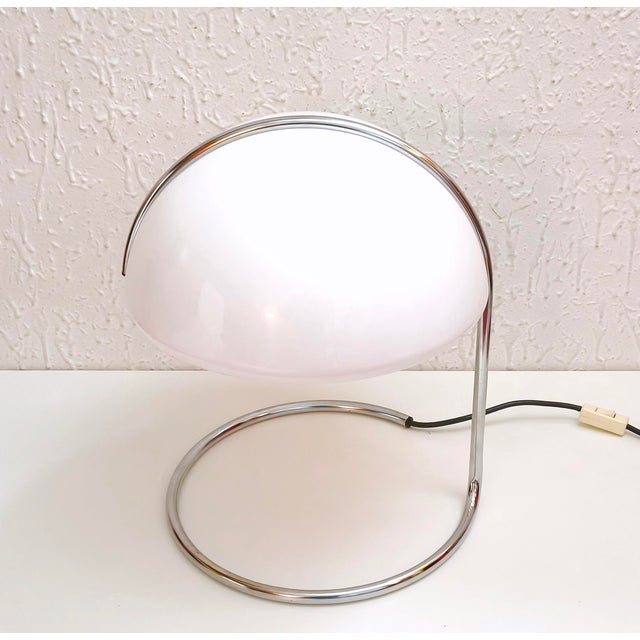 Conchiglia Table Lamp by Luigi Massoni and Luciano Buttura for Guzzini from Meblo, Yugoslavia, 1960s For Sale - Image 3 of 18