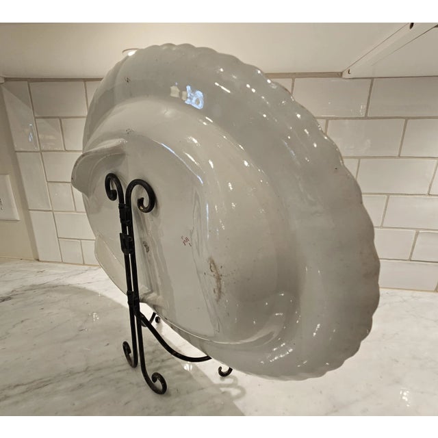 Late 19th Century Late 19th Century Antique Copeland Footed Meat Carving Platter With Gravy Depression For Sale - Image 5 of 11