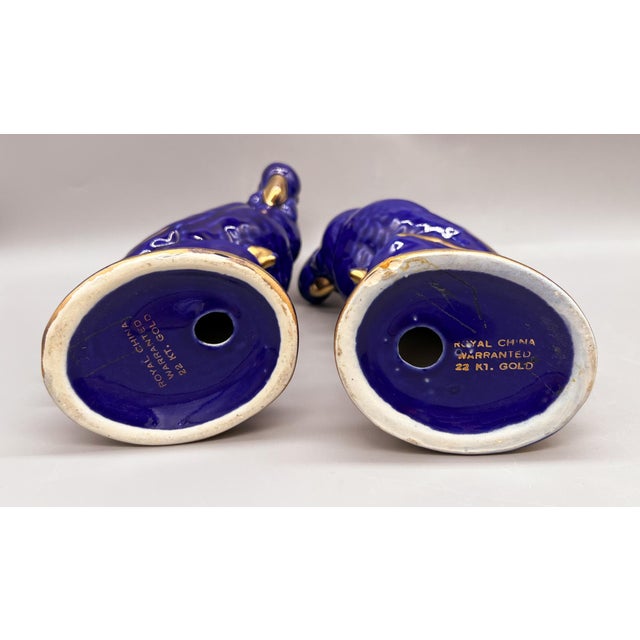 Metal 20th C. Royal Blue & 22k Gold Cockatoo Parrot Figurines – Tropical Revival / Luxe Decor For Sale - Image 7 of 10