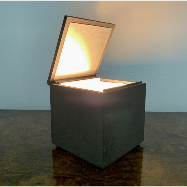 Late 20th Century Vintage Cini & Nils Italian Modernist “Cuboluce” Bedside Table Lamps – A Pair For Sale - Image 5 of 11