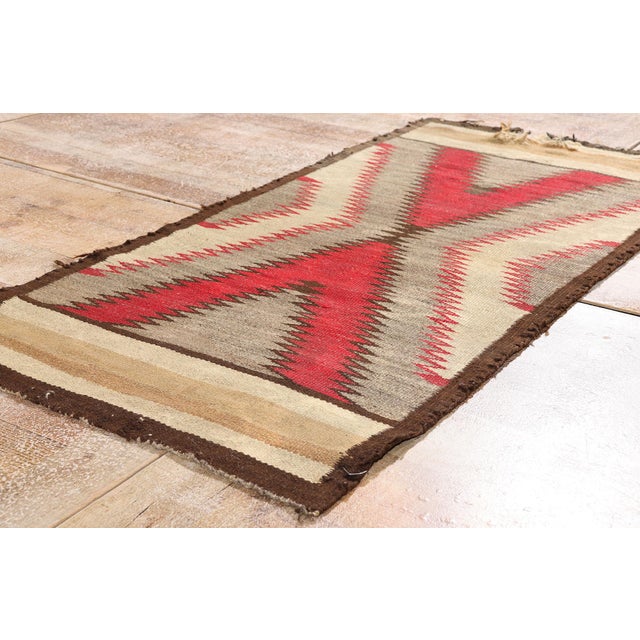 Tan Antique Eye Dazzler Southwestern Rug, 02'04 X 04'08 For Sale - Image 8 of 10