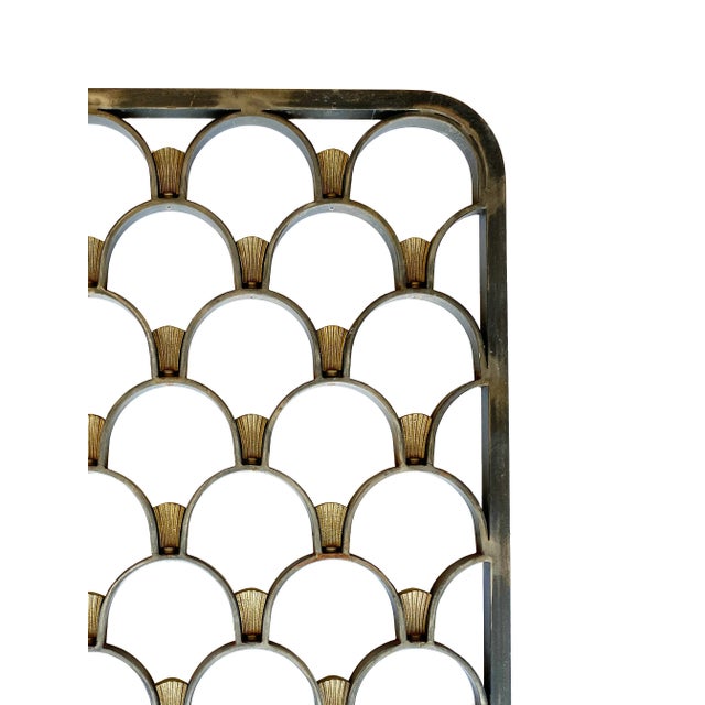 Early 20th Century Pair of Art-Deco Architectural Grates in Brass and Steel For Sale - Image 5 of 11