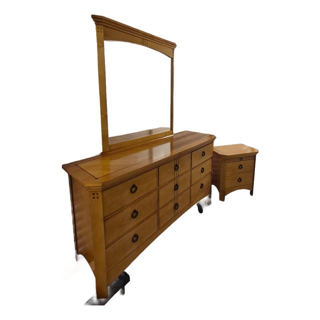 Late 20th Century Honey-Toned Wooden Bedroom Set by Fairmont Designs For Sale