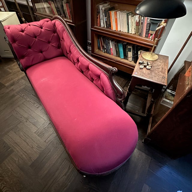 Antique Tufted Victorian Red Chaise Lounge Details: Beautiful tufted red damask carved wood (likely walnut) Victorian...