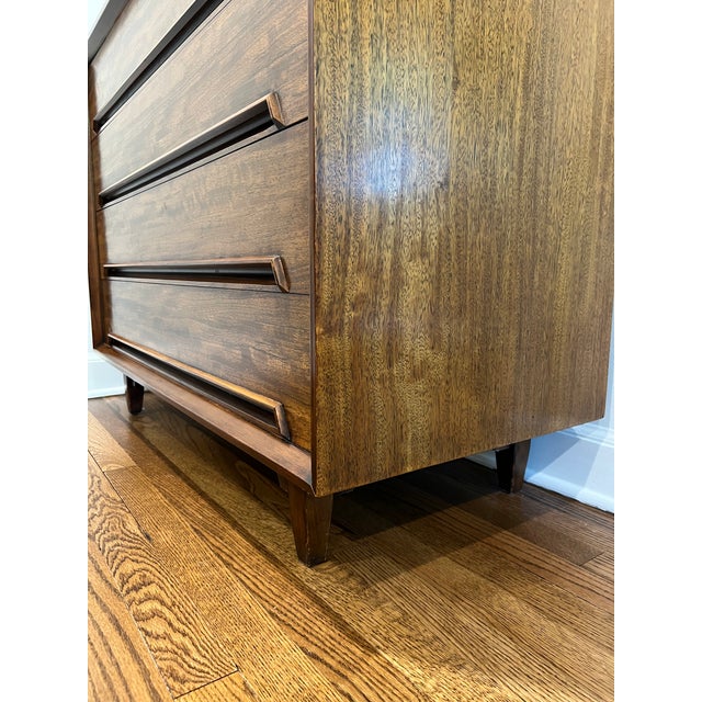 Original Milo Baughman four-drawer dresser made for Drexel under the “Perspective” line in the 1950s. This is a highly...