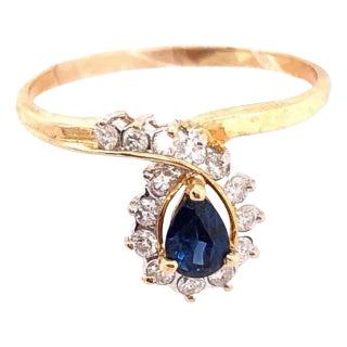 14 Karat Yellow and White Gold Sapphire and Diamond Halo Ring 70.00 TDW, Size 6.5 For Sale