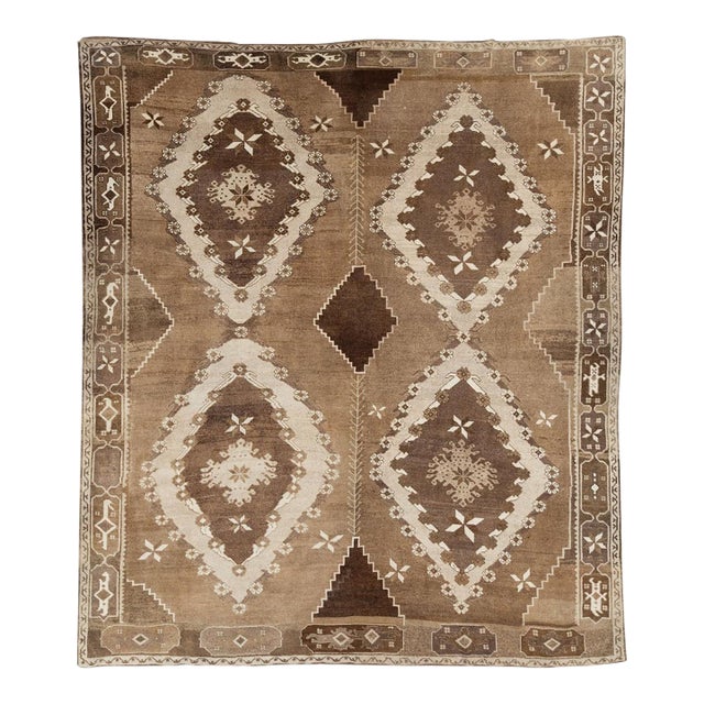Galerie Shabab Collection Mid-20th Century Turkish Anatolian Room Size Carpet For Sale