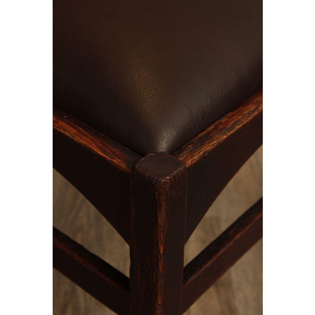 Gustav Stickley Harvey Ellis Set of Eight Oak and Leather Dining Chairs For Sale - Image 10 of 12