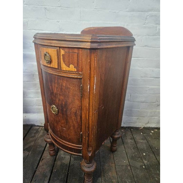 Wood Antique Early 20th Century Burl Mahogany Bedside Table / Nightstand For Sale - Image 7 of 12