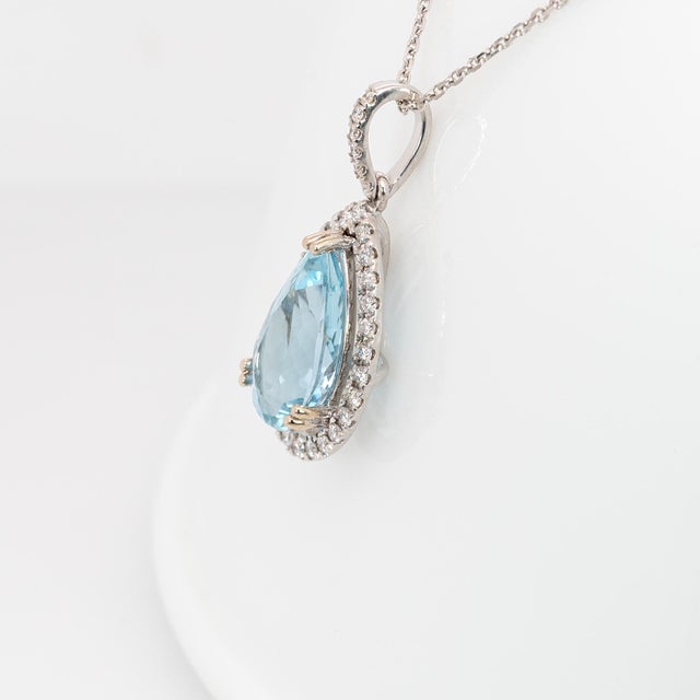 2.1ct Aquamarine Pendant With Natural Diamonds Accents: Solid 14k Gold, 12x7mm For Sale In Columbus - Image 6 of 9