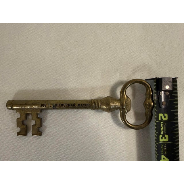 1960s Joe T. Smitherman Mayor of Selma Engraved Ceremonial Key / Civil Rights Era Political Memorabilia For Sale - Image 4 of 5