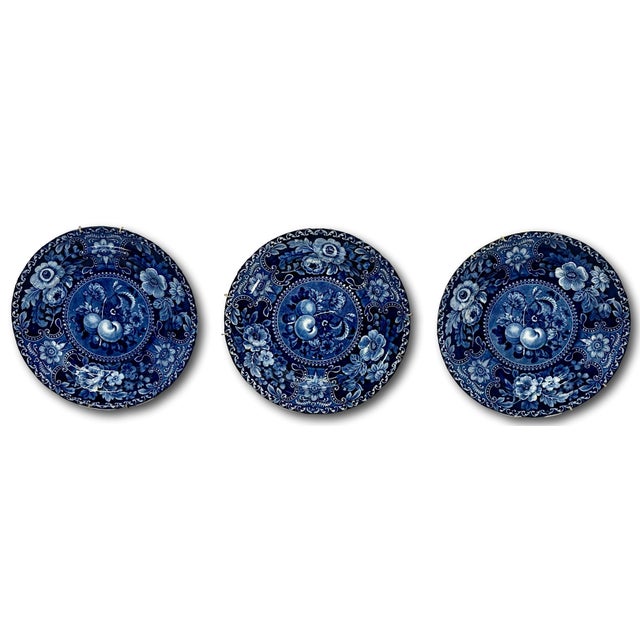 Stunning & Rare Antique Original Set of 3 Dark Flow Blue English Staffordshire 10 Inch Dinner Plates Circa 1830s For Sale - Image 12 of 18