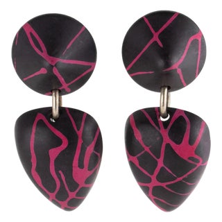 Marc Labat Paris Geometric Pink and Black Resin Clip Earrings For Sale