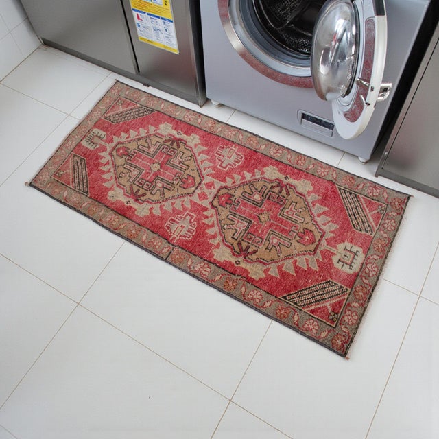 Hollywood Regency Hand Knotted Door Mat, Entryway Rug, Bath Mat, Kitchen Decor, Small Rug, Turkish Rug - 1′8″ × 3′8″ For Sale - Image 3 of 13