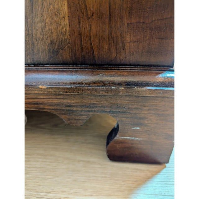 Vintage Pennsylvania House Cherry Night Stand Pair Chippendale Style For Sale - Image 15 of 18