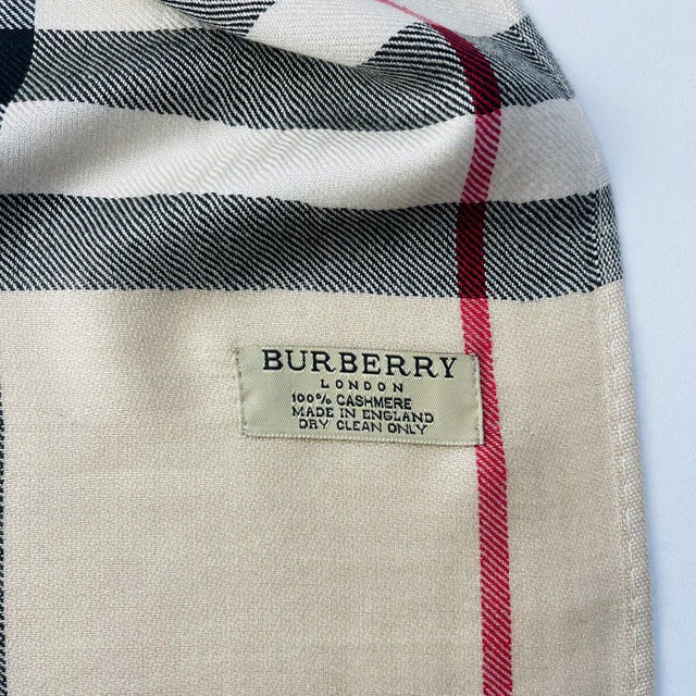 Early 21st Century Burberry Beige Plaid Wide 100% Cashmere Scarf For Sale - Image 5 of 8