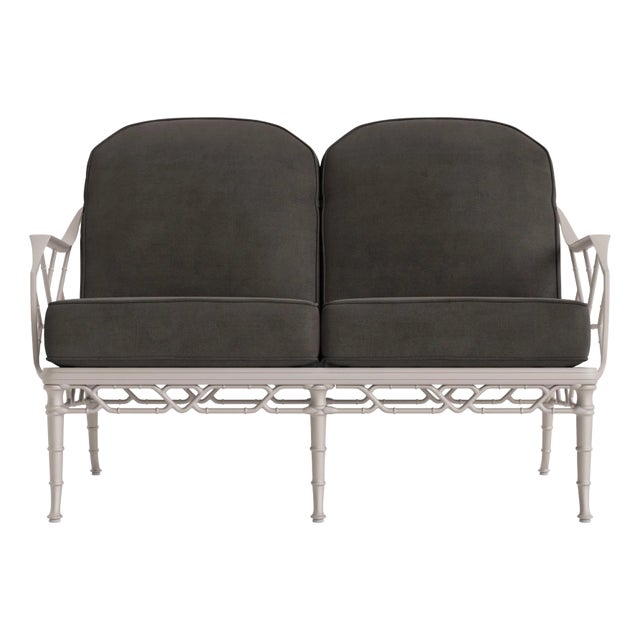 Brown Jordan Calcutta Loveseat, Dove frame with Fusion Charcoal fabric For Sale