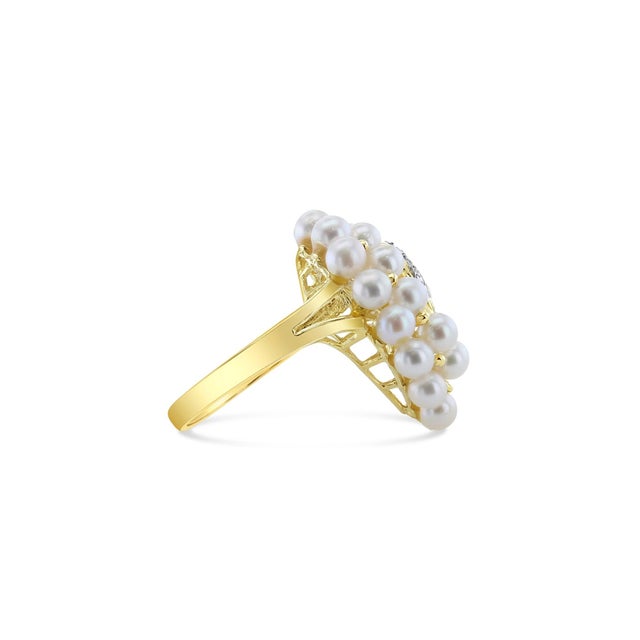 Contemporary Large Pearl Cluster Ring with Diamond Accents 14k Yellow Gold, Size 8 For Sale - Image 3 of 6