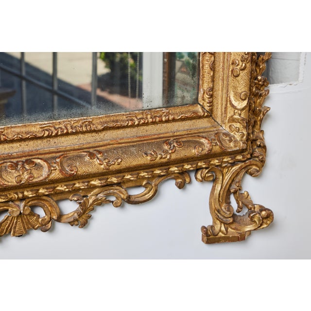 Venetian Gilt-Wood Mirror For Sale - Image 4 of 7