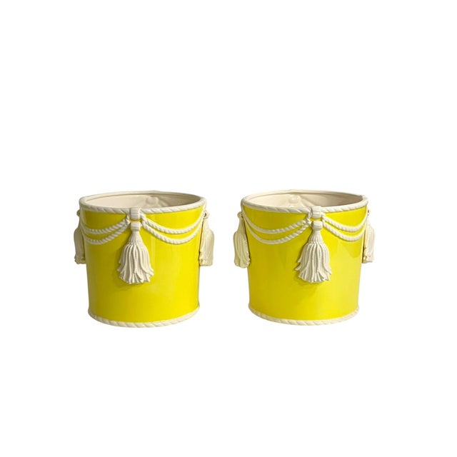 Fitz and Floyd Vintage Pair Fitz and Floyd Large Size Yellow and White Tassel Cachepots For Sale - Image 4 of 17
