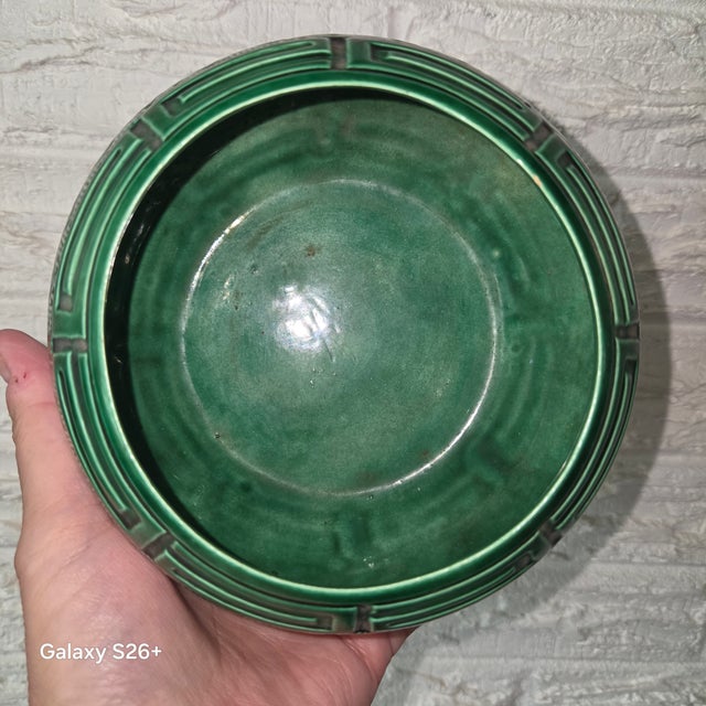 Art Deco Vintage Art Deco Green Monochrome Glazed Porcelain Greek Key Bowl For Sale - Image 3 of 12