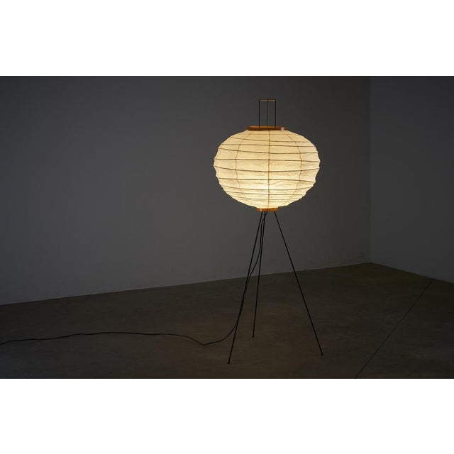 Wood 10DA Floor Lamp by Isamu Noguchi, 1951 For Sale - Image 7 of 17