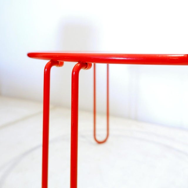 1970s Minimalist Red Nesting Tables, 1970s, Set of 3 For Sale - Image 5 of 8