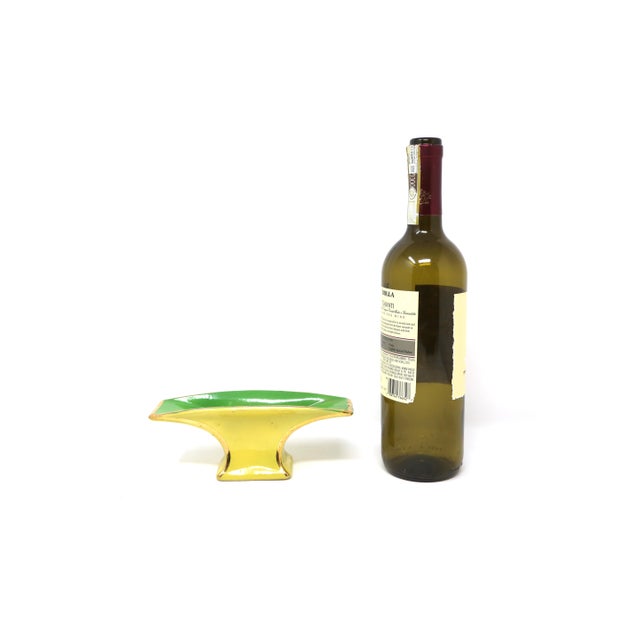 Ceramic Mid-Century Modern Chartreuse & Green Ceramic Footed Bowl With Gilt Trim For Sale - Image 7 of 7