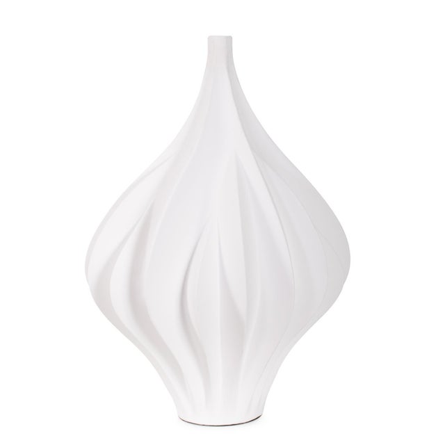 Langmuir Swirled Vase- Tall For Sale In Chicago - Image 6 of 11
