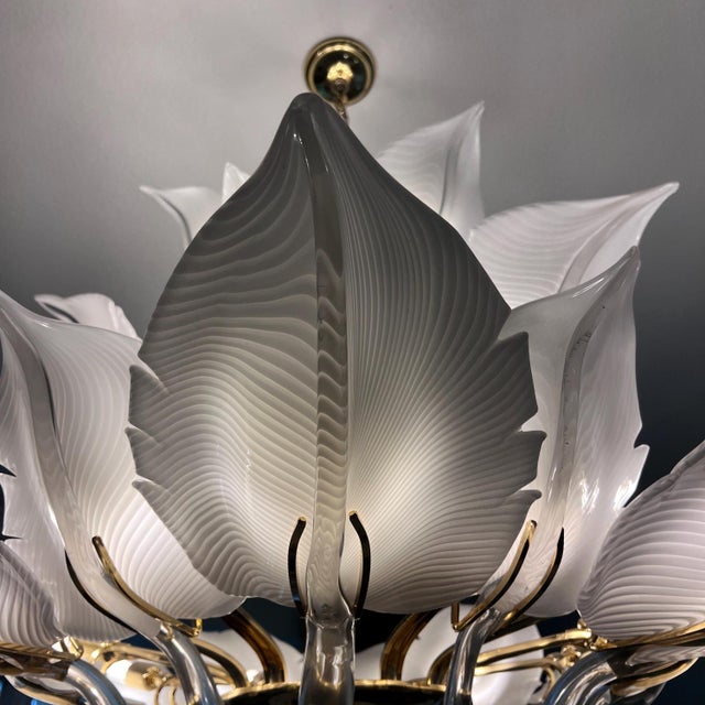 EPIC 1970’s Seguso Murano chandelier designed by Franco Luce // 48” diameter and three-tiers of hand-blown glass leaves on gold-plate frame For Sale In Kansas City - Image 6 of 9