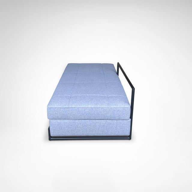 Early 21st Century Daybed in Black Metal and Kvadrat Wool Fabric by Eileen Gray for Classicon, 2010s For Sale - Image 5 of 12