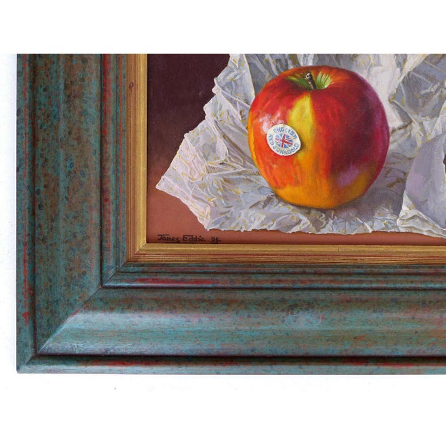 Super-realism Still-life Apple Painting by James Eddie, 1995 Offered for sale is a beautifully executed super-realism...
