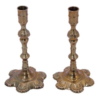 1980s Pair of Mottahedeh Winterthur Collection Brass Candlesticks For Sale