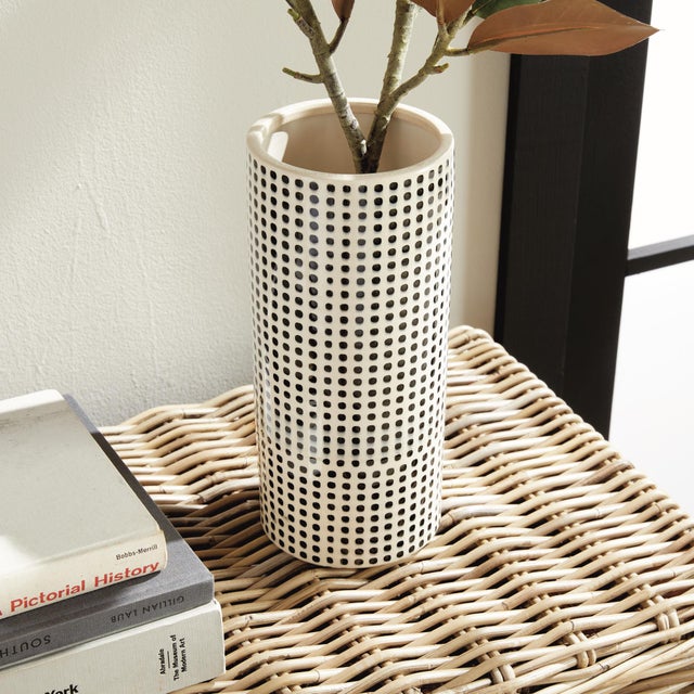 Ceramic Mina Vase For Sale - Image 7 of 8