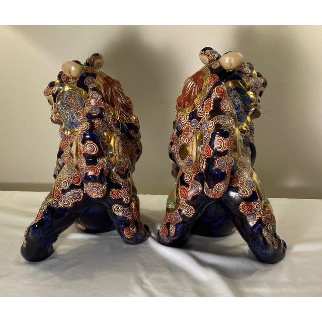 Japanese Taisho Period Cobalt Blue Kutani Foo Dogs Shishi / Temple Lions For Sale - Image 4 of 17