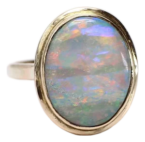 Late 20th Century 14k Yellow Gold Bezel-Set Oval Opal Cabochon Ring - Size 6