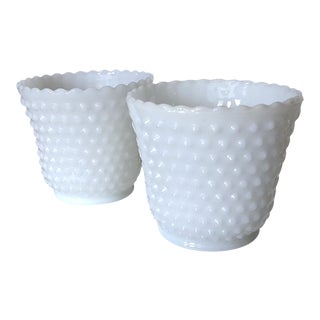 Mid 20th Century Anchor Hocking White Milk Glass Scalloped Hobnail Planter Cachepots - a Pair For Sale