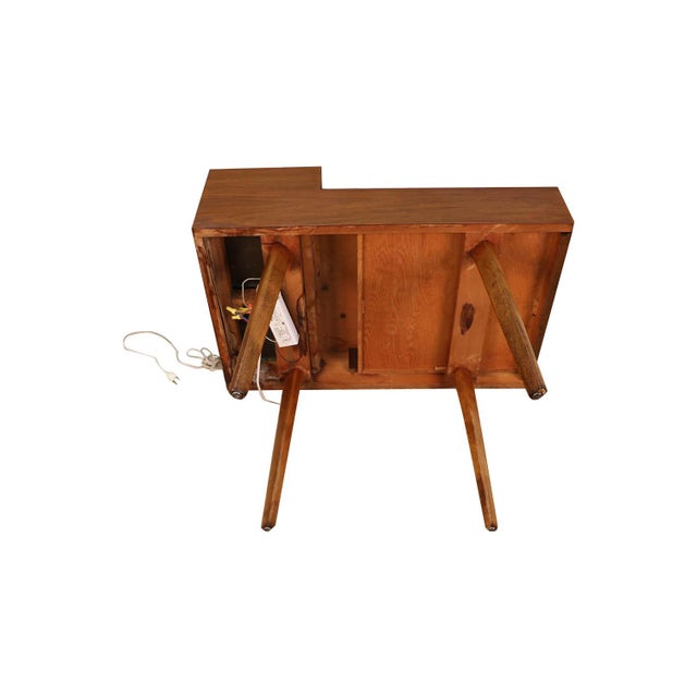 Brown George Nelson Herman Miller Walnut Planter Lamp Table Model 4634-L For Sale - Image 8 of 11