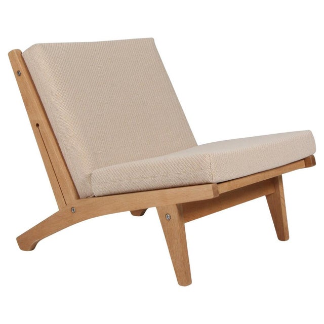 Cream Lounge Chair Model Ge-370 attributed to Hans J. Wegner for Getama, 1960s For Sale - Image 8 of 8