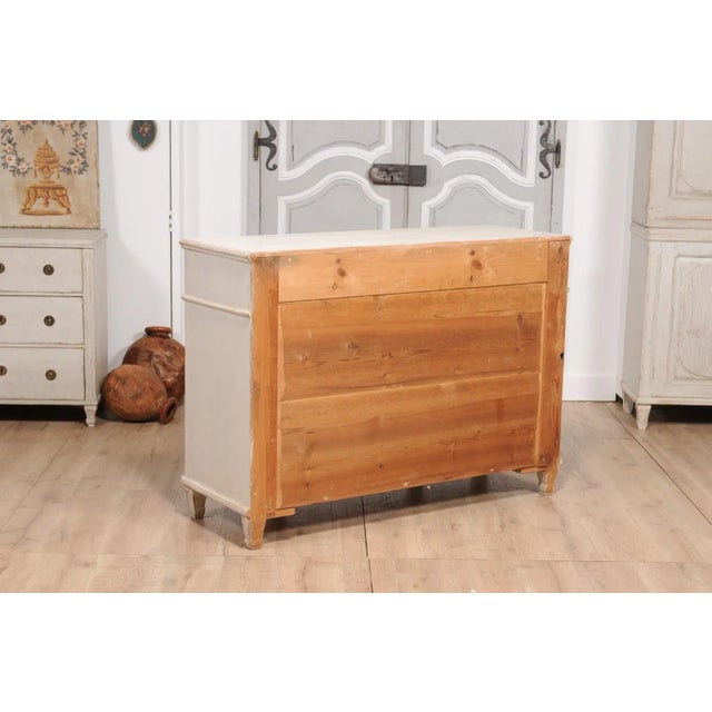 Mid-Century Modern 1850s Swedish Painted Sideboard From Dalarna with Carved Reeded Motifs For Sale - Image 3 of 12