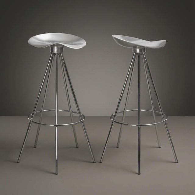 Pepe Cortés’ intention for his Jamaica Stools was ease of placement in a range of environments. Commercial grade...
